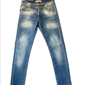 NWOT Klixs Blue Stone Washed Jeans